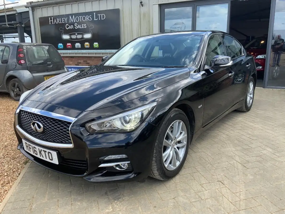 2016-infiniti-q50-22td-se-auto-big-0