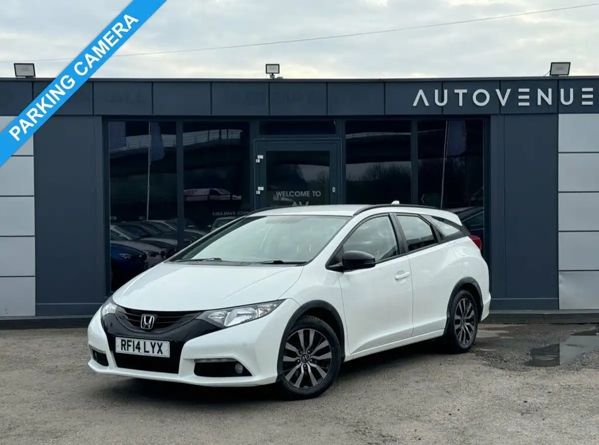 2014-honda-civic-16td-se-plus-tourer-big-0