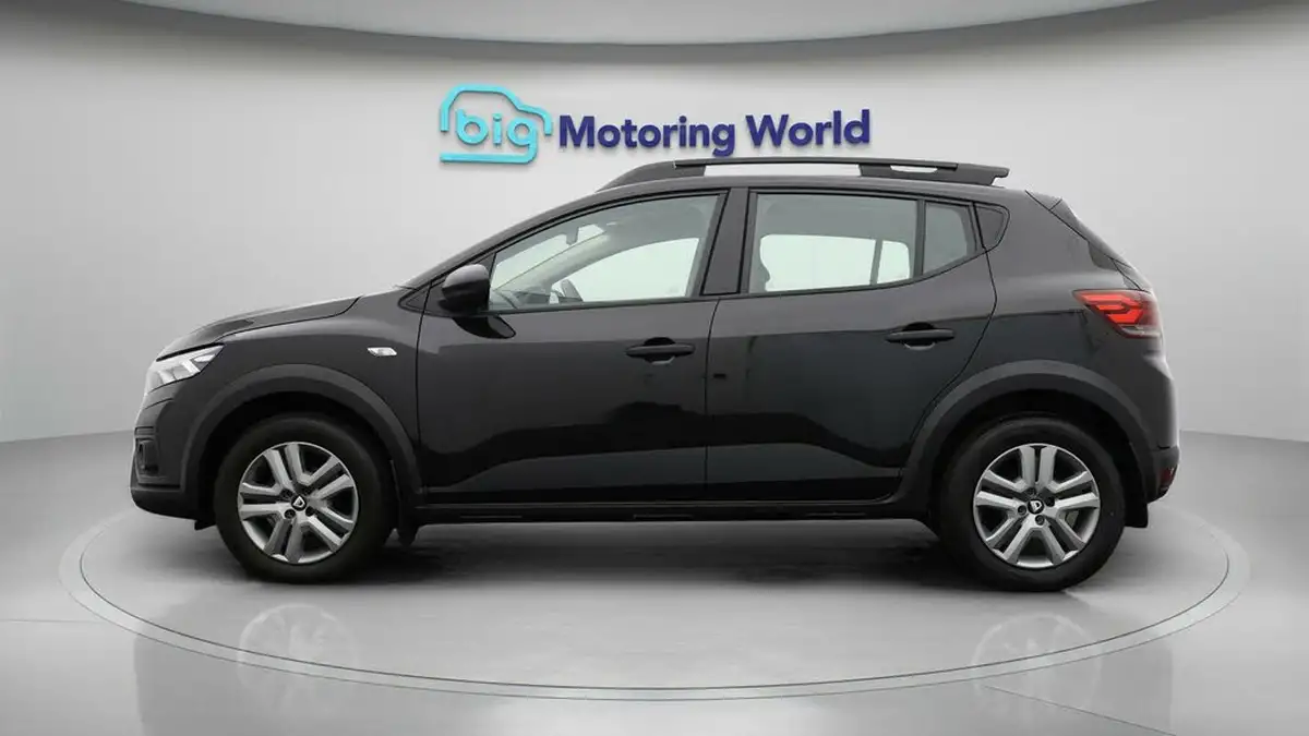 2021-dacia-sandero-stepway-10-tce-essential-90bhp-big-3