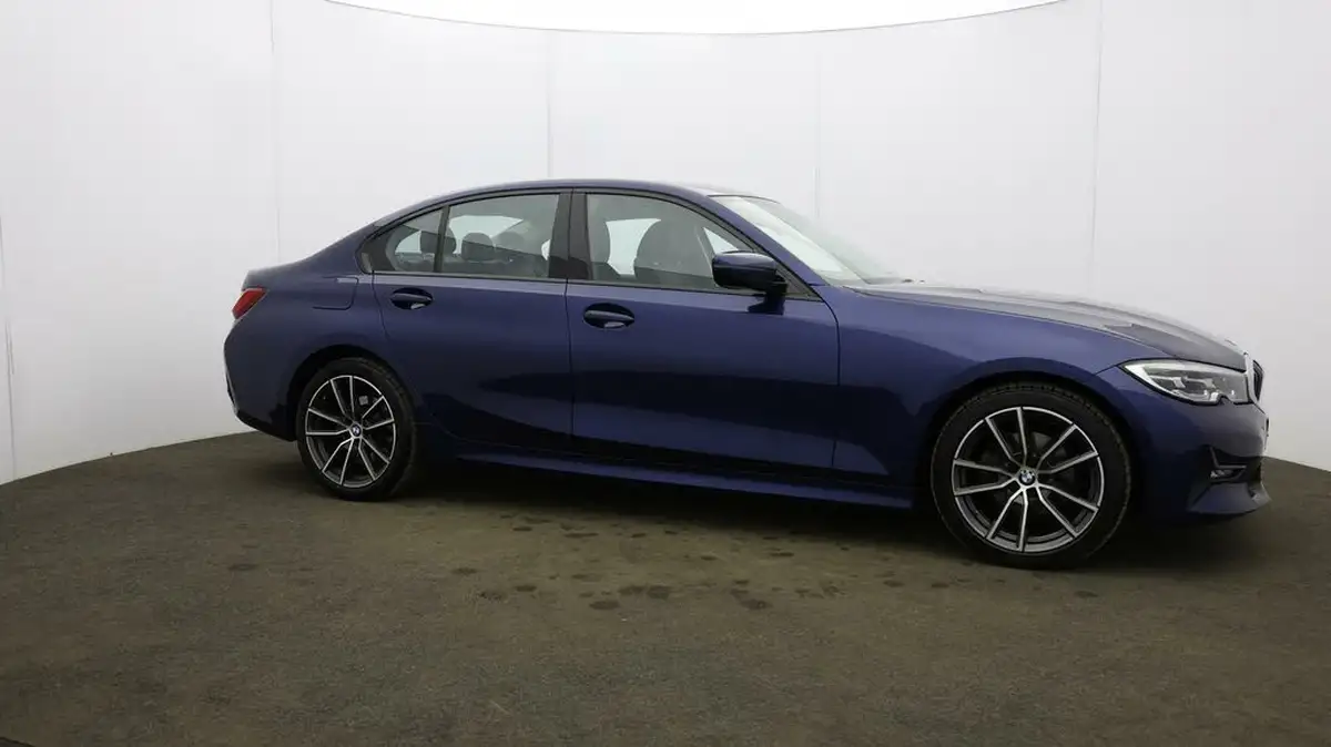 2019-bmw-3-series-20td-320d-sport-188bhp-saloon-4d-auto-big-41