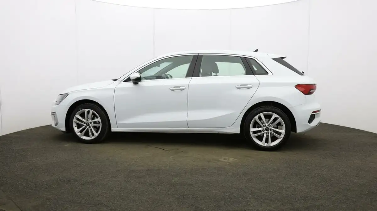 2023-audi-a3-15-35-tfsi-sportback-5d-s-tronic-big-59