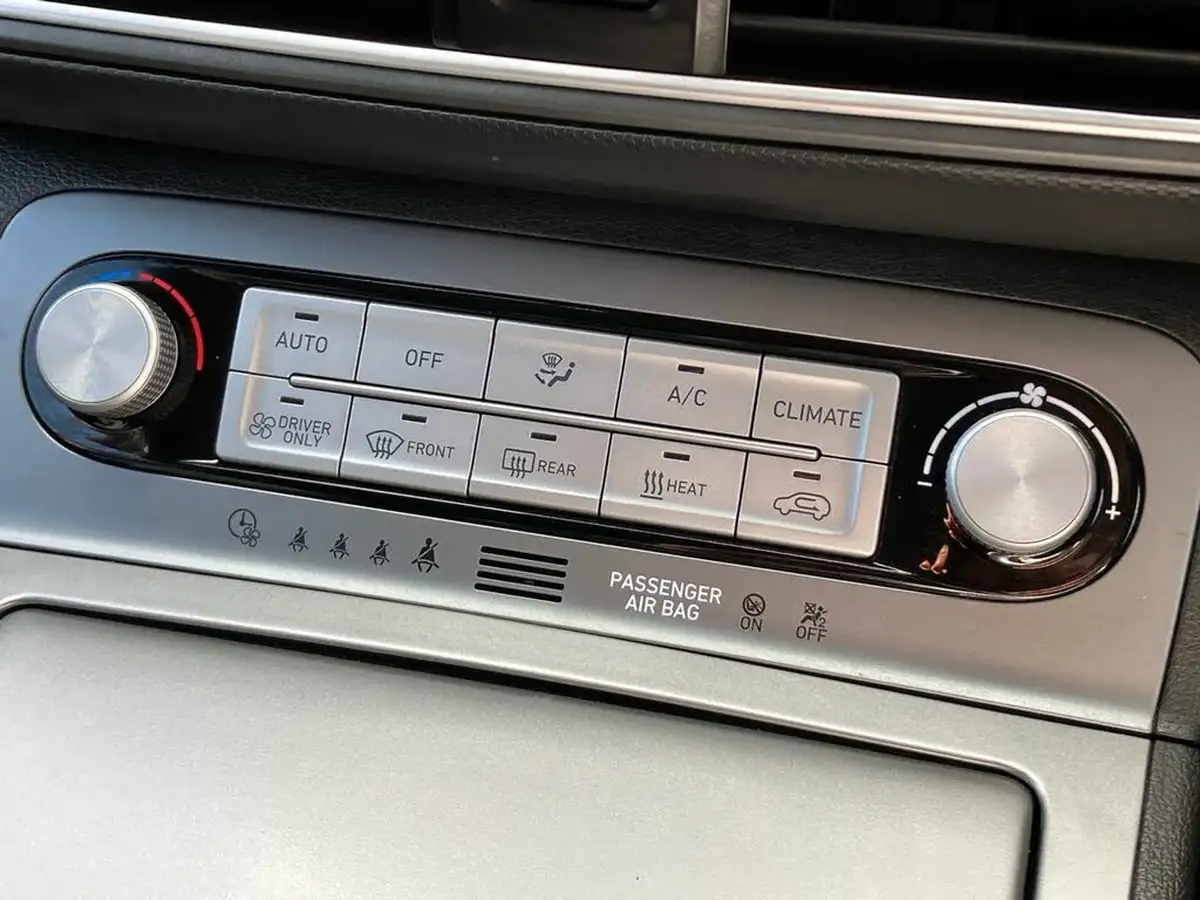 2020-hyundai-kona-e-premium-se-64kwh-105kw-obc-big-11