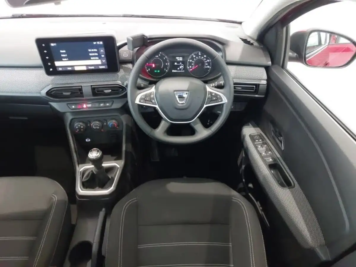 2022-dacia-sandero-10-tce-comfort-90bhp-big-6