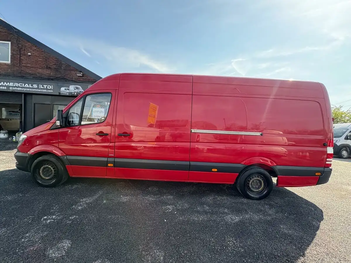 2017-mercedes-benz-sprinter-big-13
