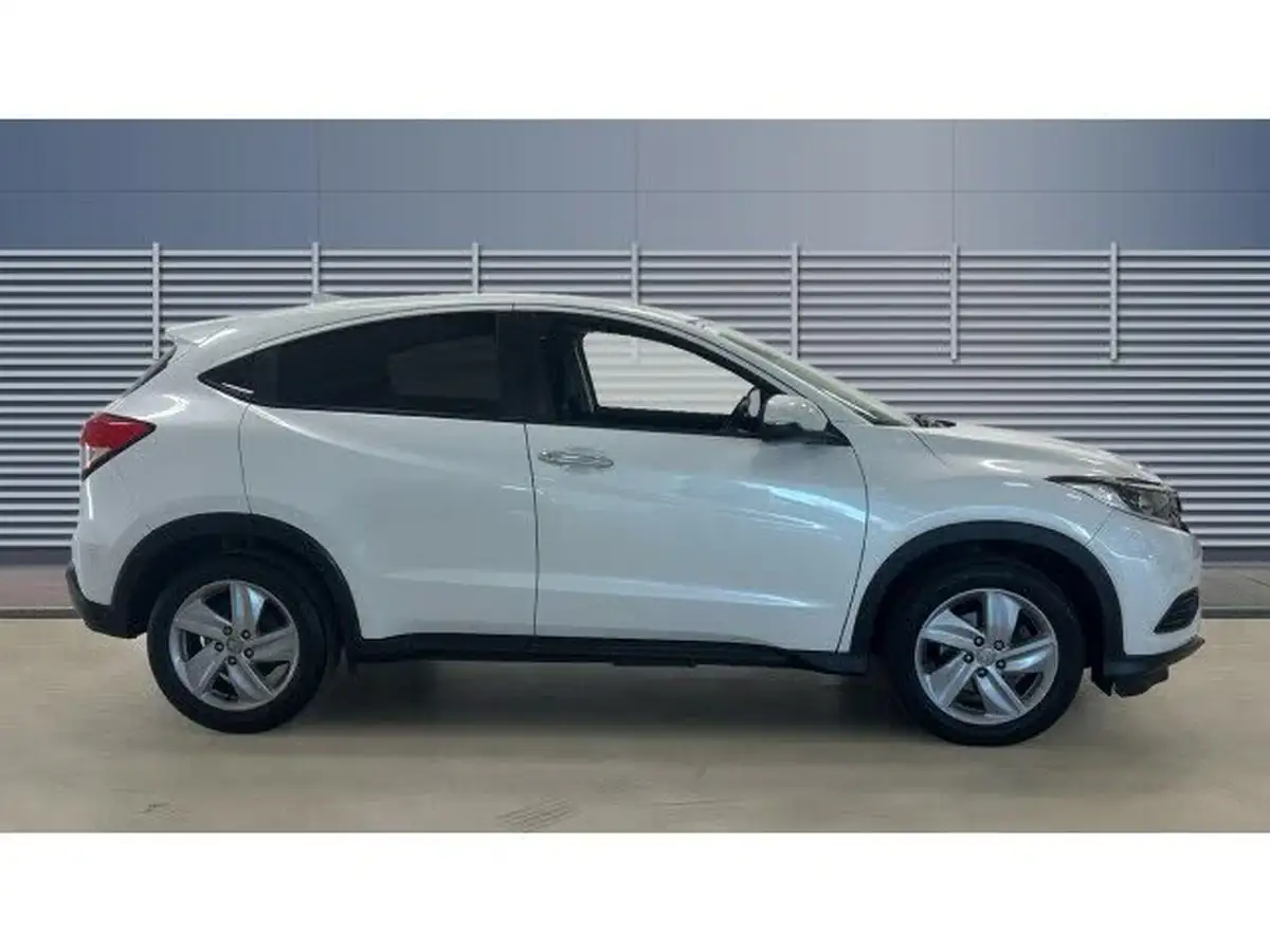 2018-honda-hr-v-15-i-vtec-se-big-4