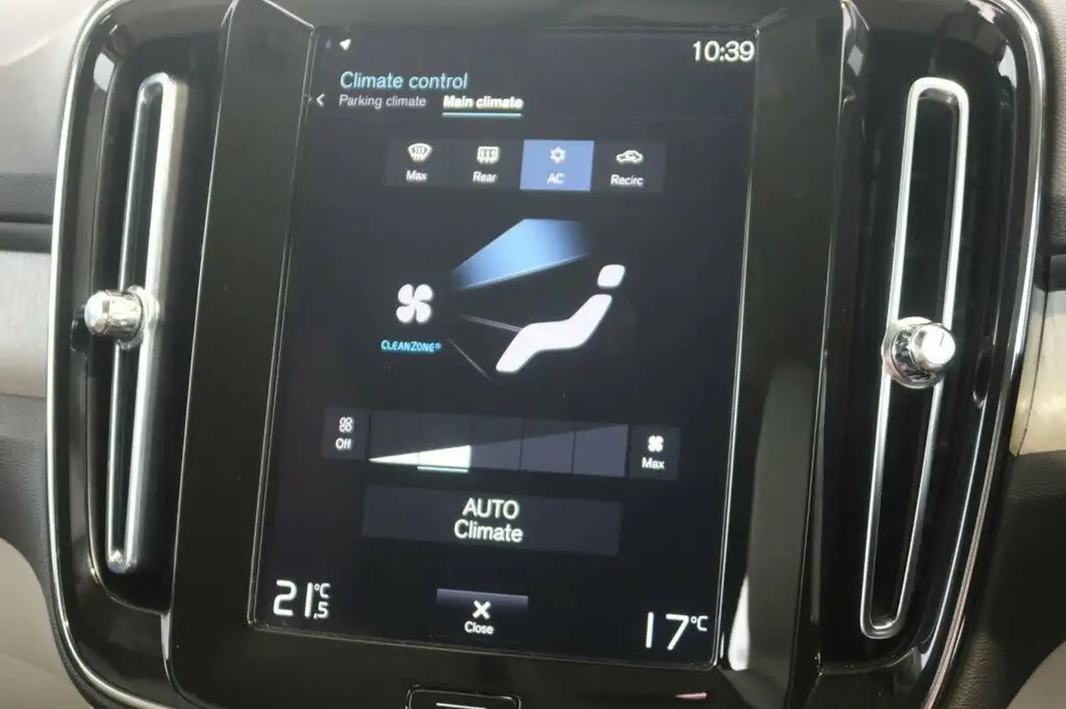 2021-volvo-xc40-15-t3-inscription-161bhp-auto-big-17