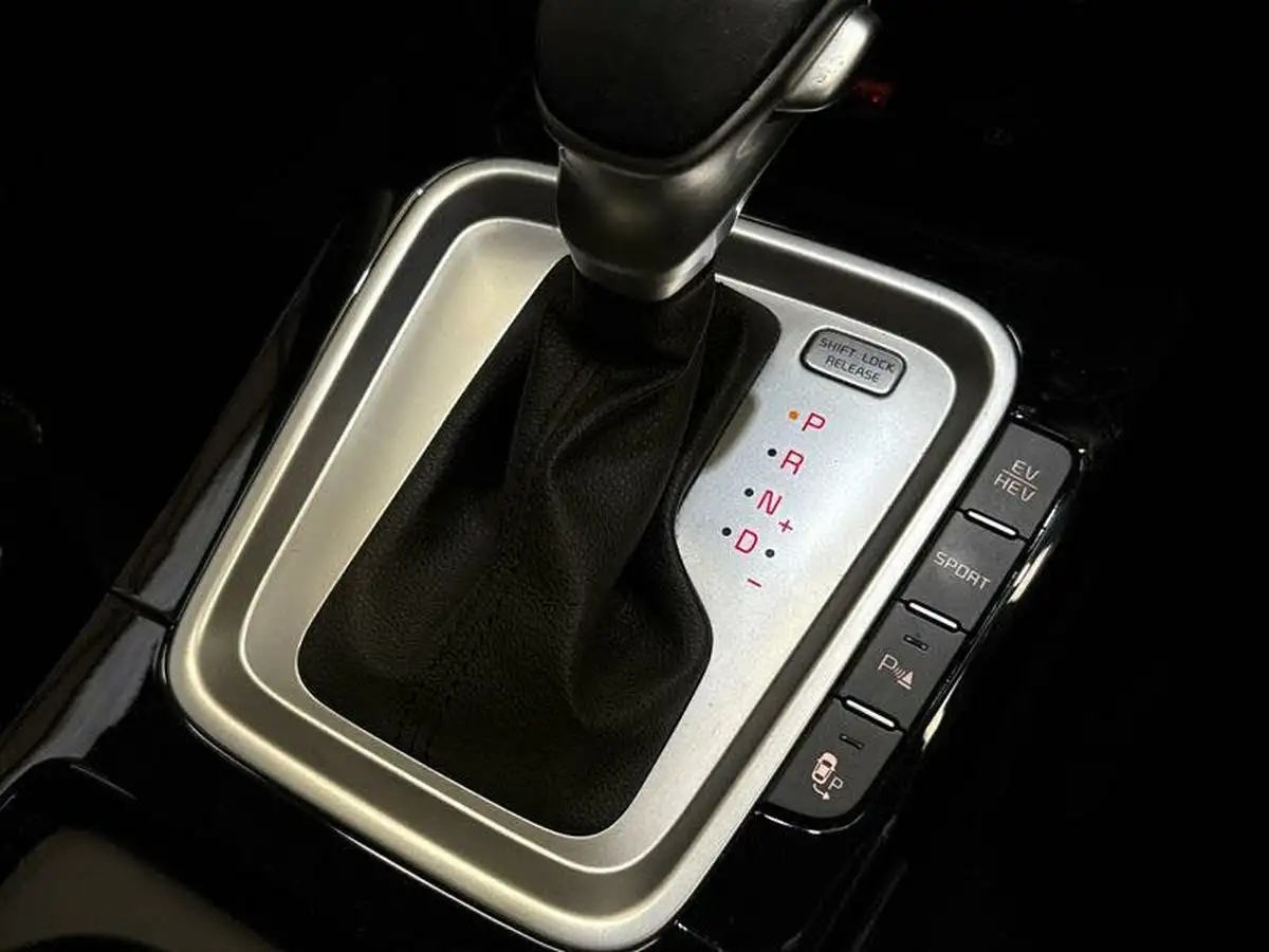 2022-kia-xceed-16-gdi-4-big-18
