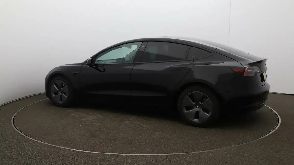 2021-tesla-model-3-e-long-range-4x4-big-39