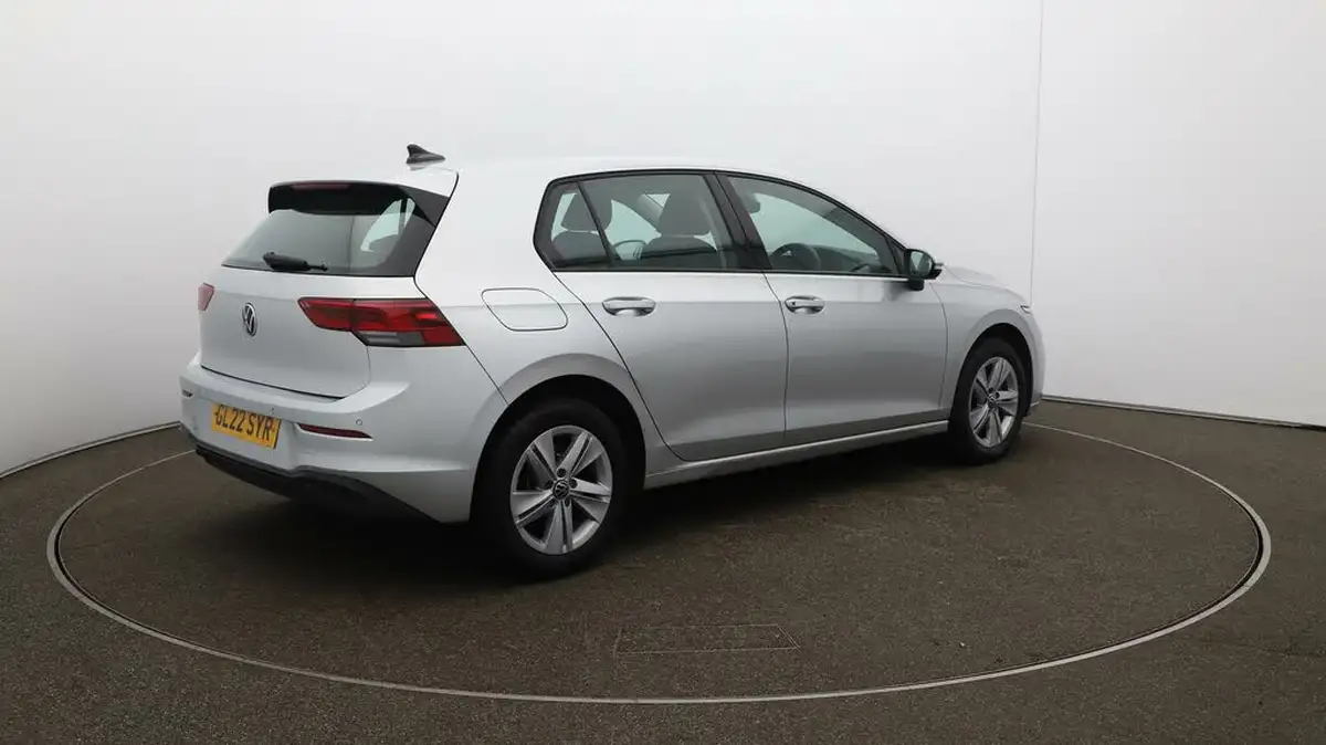 2022-volkswagen-golf-10-tsi-life-hatchback-big-44