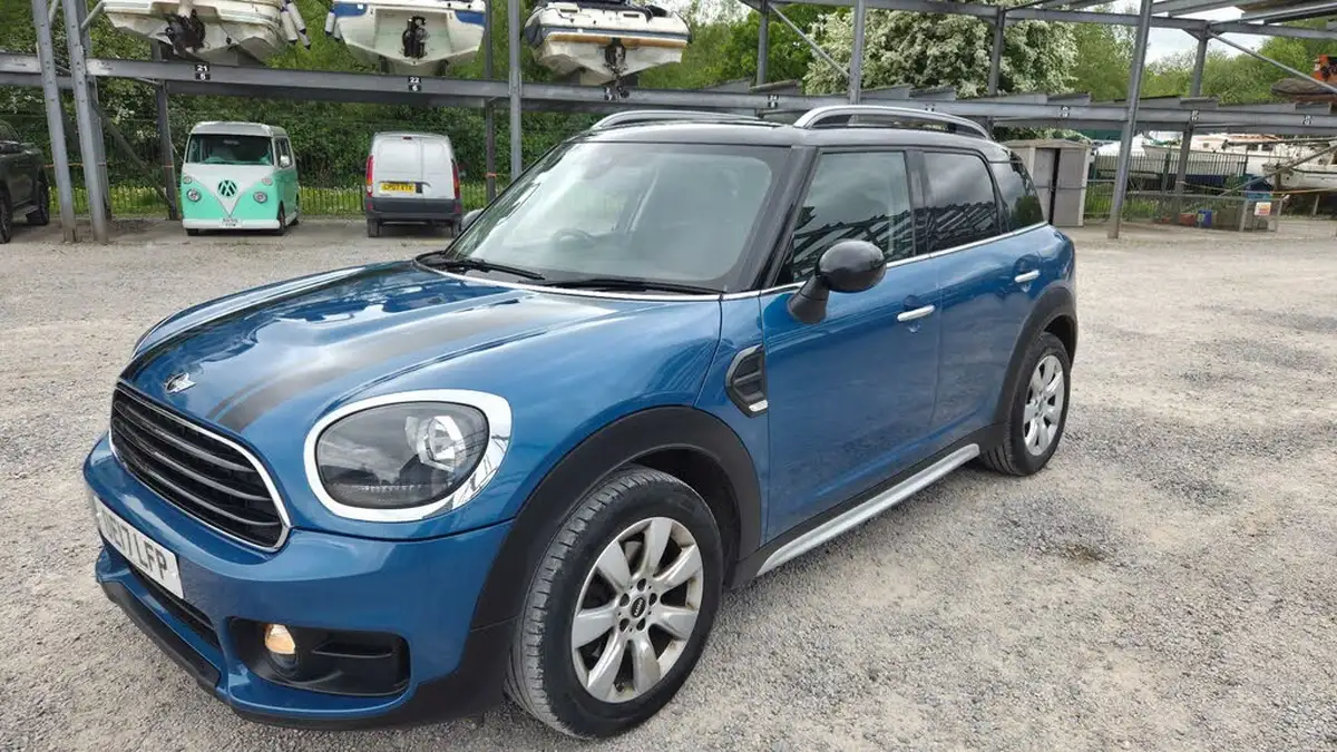 2017-mini-countryman-15-cooper-ss-big-12