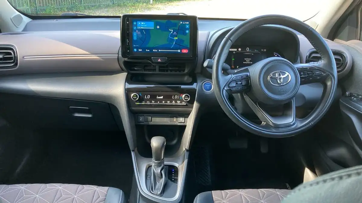 2022-toyota-yaris-cross-15-vvt-i-excel-big-4