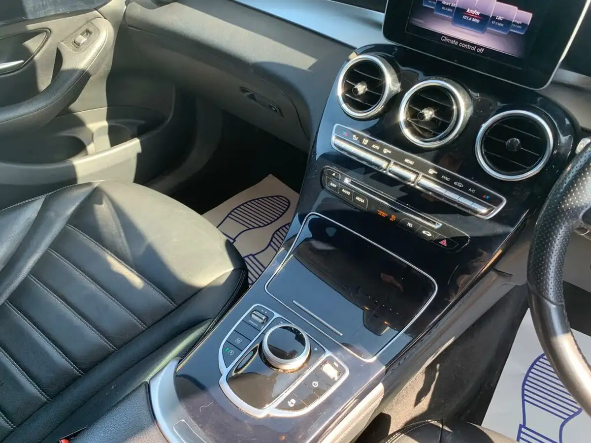 2018-mercedes-benz-glc-class-20-glc250-urban-edition-big-20