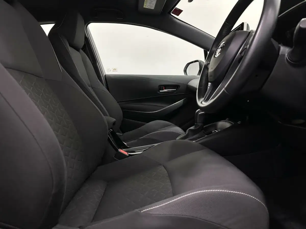2019-toyota-corolla-18-vvt-i-icon-spare-wheel-hatchback-5d-big-25