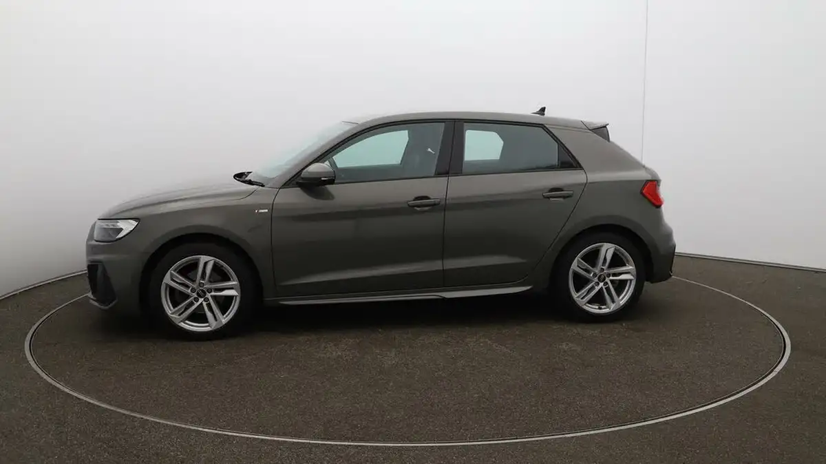 2023-audi-a1-10-30-tfsi-s-line-big-4