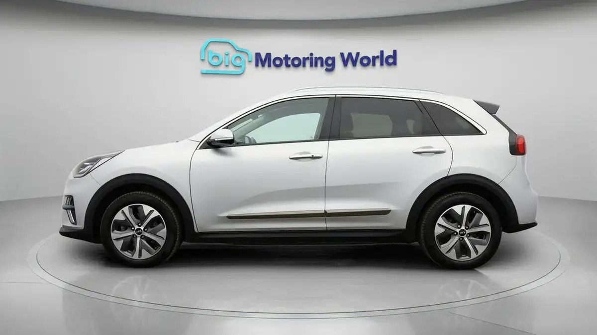 2021-kia-e-niro-ev-4-big-3