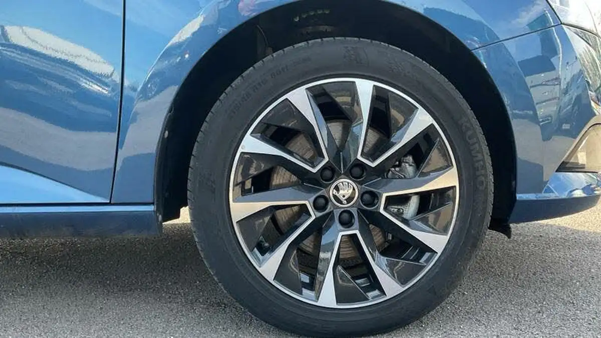 2021-skoda-fabia-10-tsi-se-drive-95ps-hatchback-dsg-big-4