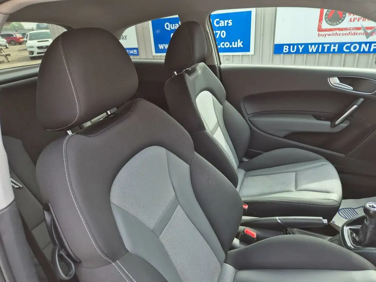 2016-audi-a1-14-tfsi-sport-hatchback-3d-big-13