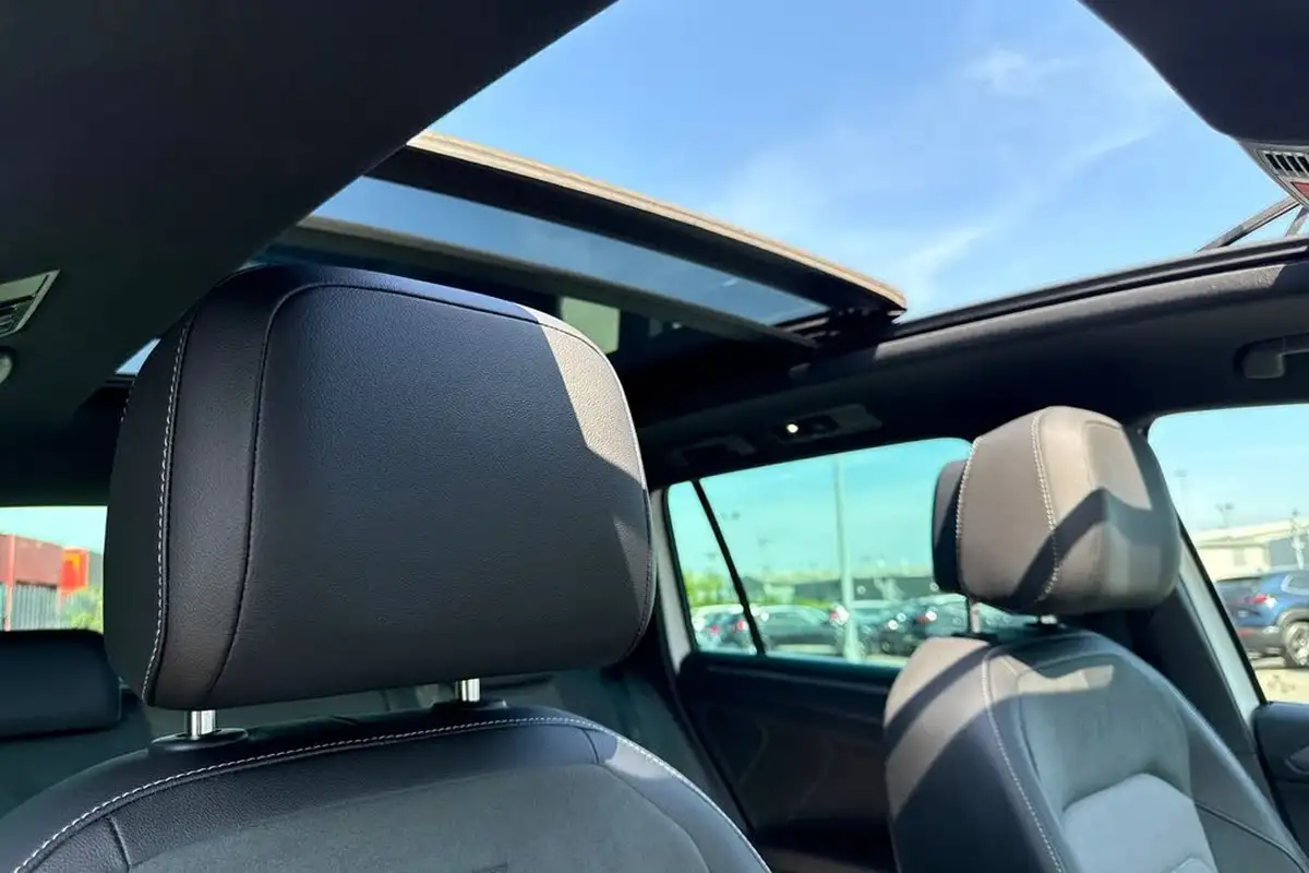 2020-volkswagen-tiguan-20tdi-r-line-tech-150ps-dsg-big-23