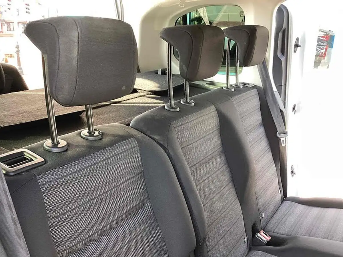 2021-vauxhall-combo-life-15-se-100ps-big-21
