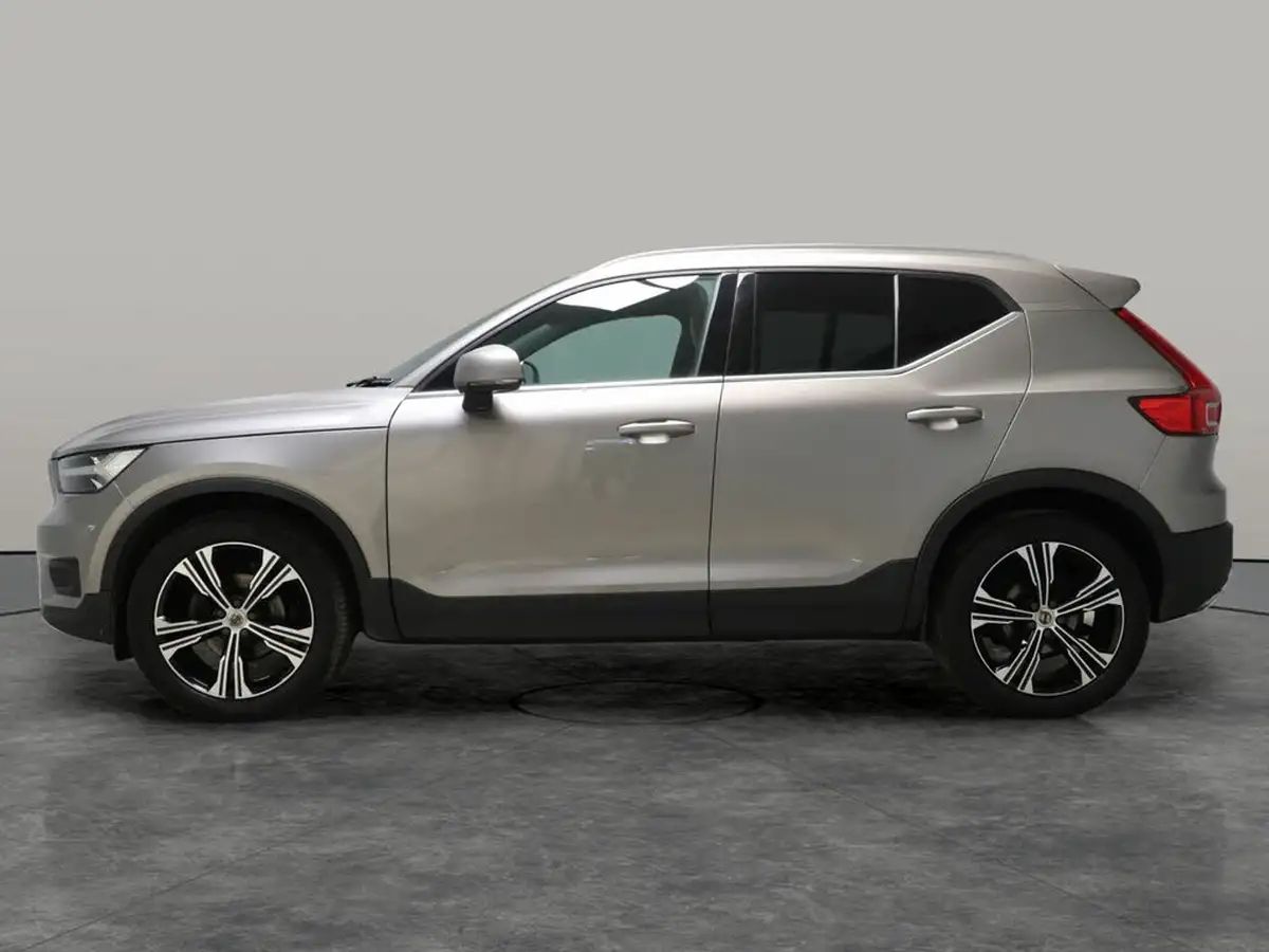 2019-volvo-xc40-20td-d3-inscription-pro-big-13