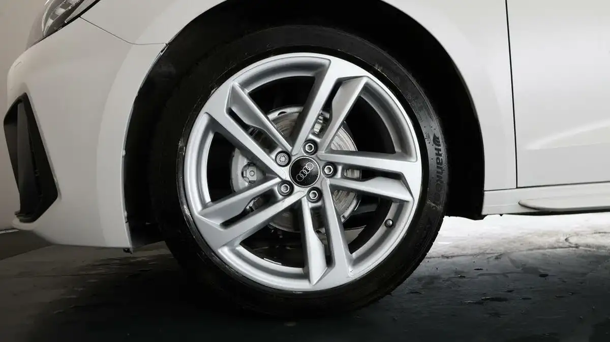 2023-audi-a1-10-25-tfsi-s-line-big-17