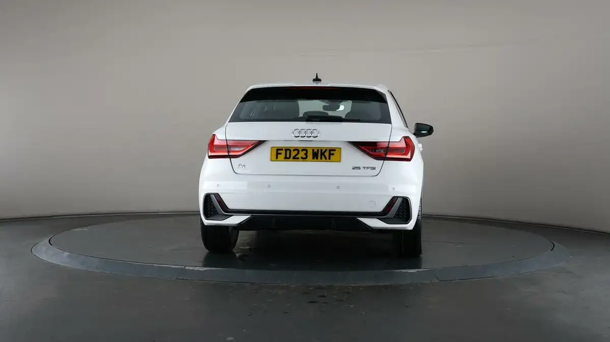 2023-audi-a1-10-25-tfsi-s-line-big-62