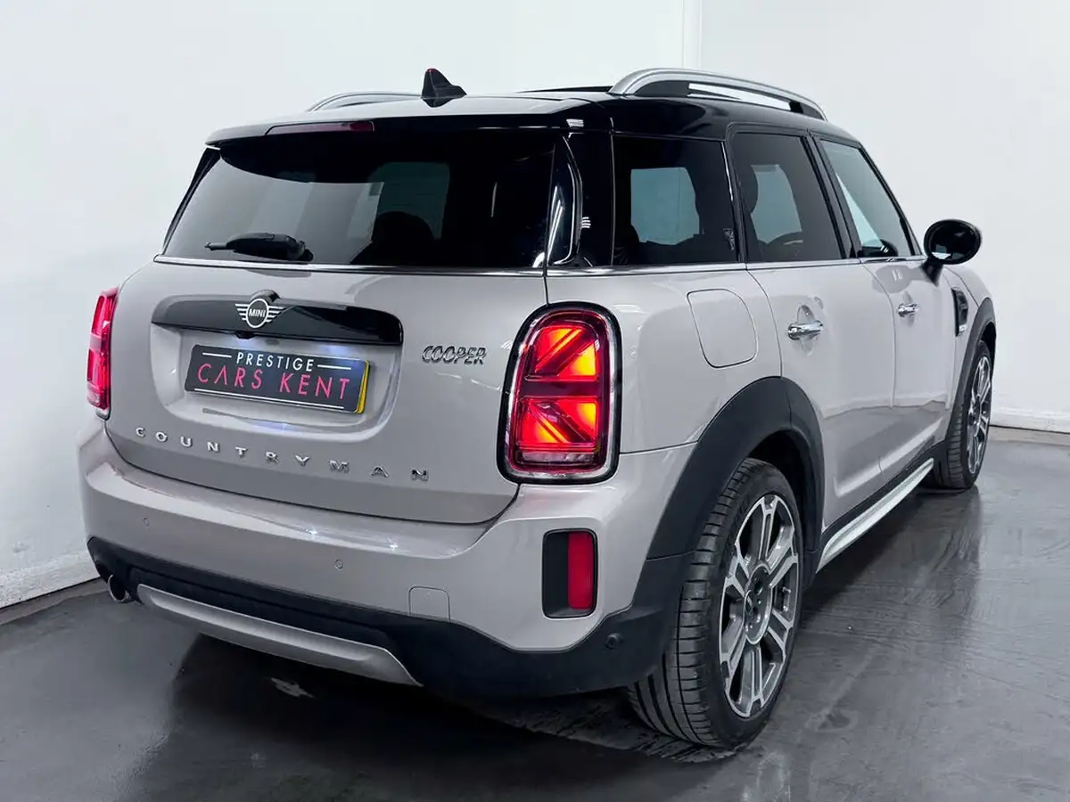 2022-mini-countryman-15-cooper-exclusive-premium-auto-big-12