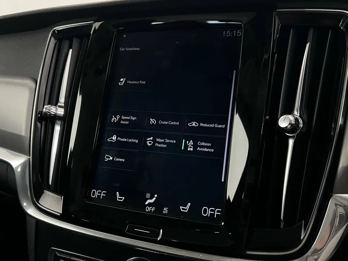 2018-volvo-v90-20td-d4-momentum-big-27