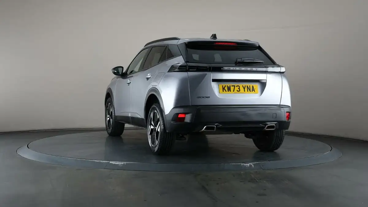 2023-peugeot-2008-suv-12-puretech-allure-big-48