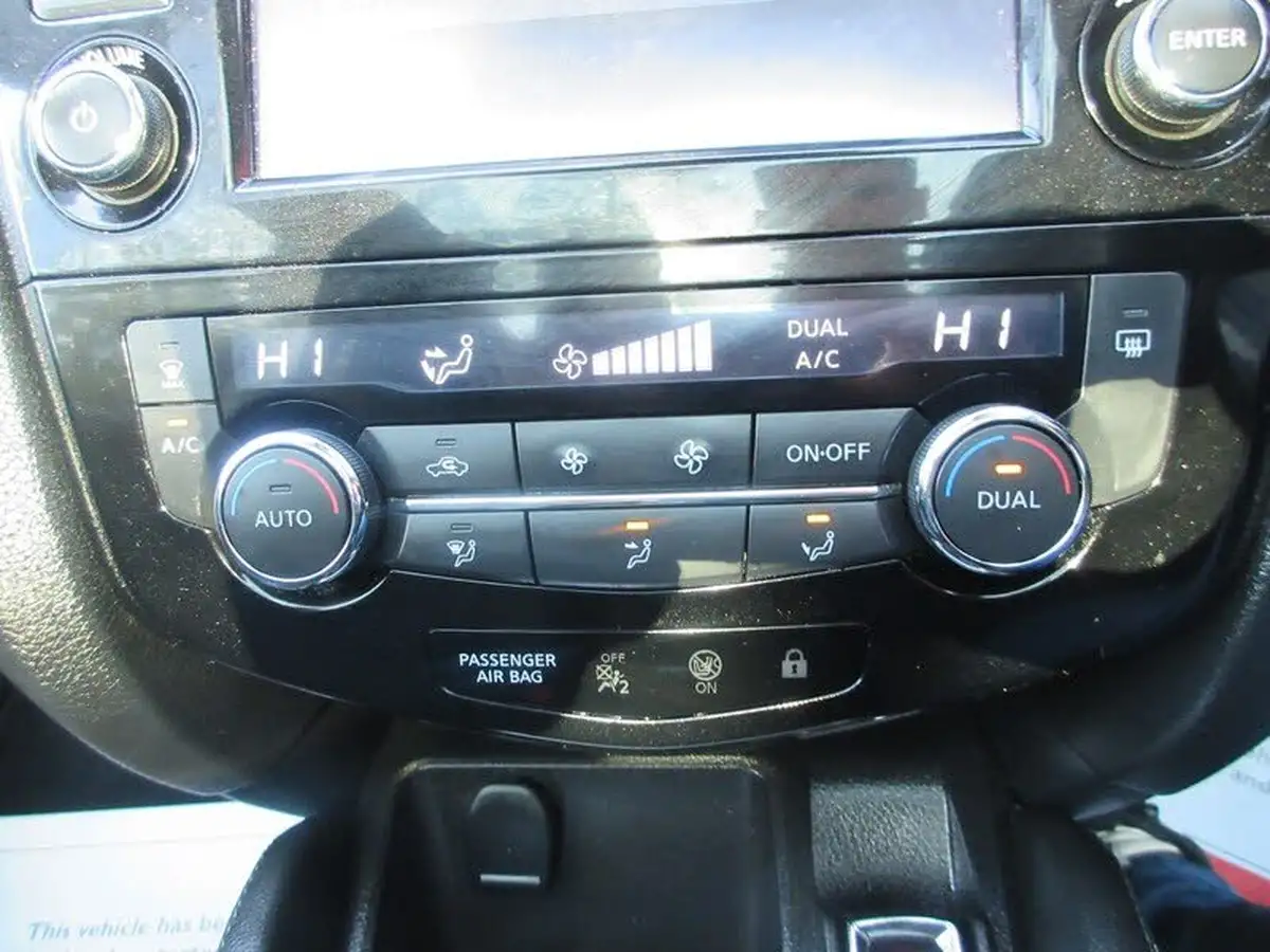 2016-nissan-qashqai-12-dig-t-n-connecta-big-14