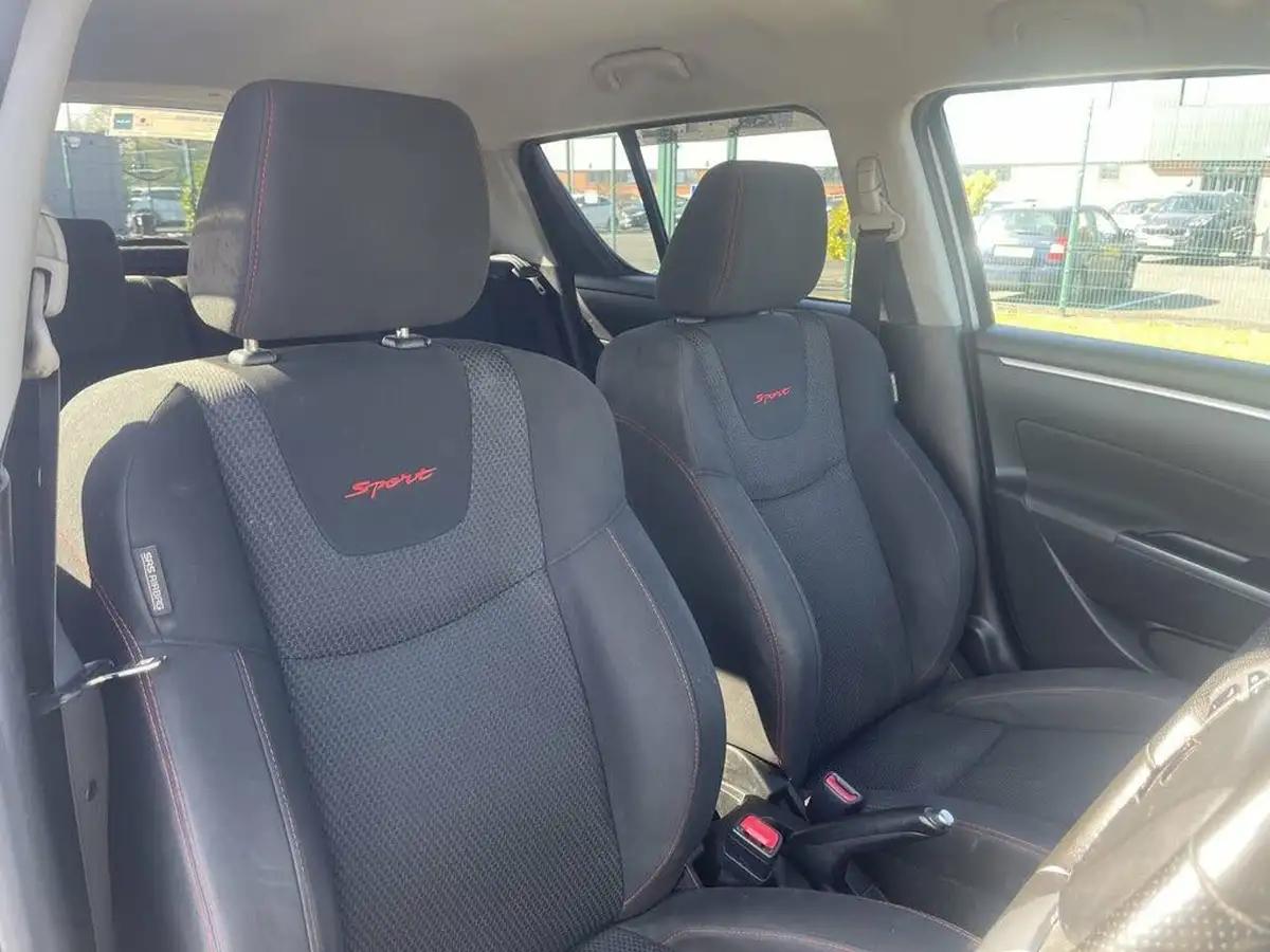 2014-suzuki-swift-16-sport-136ps-nav-5d-big-1