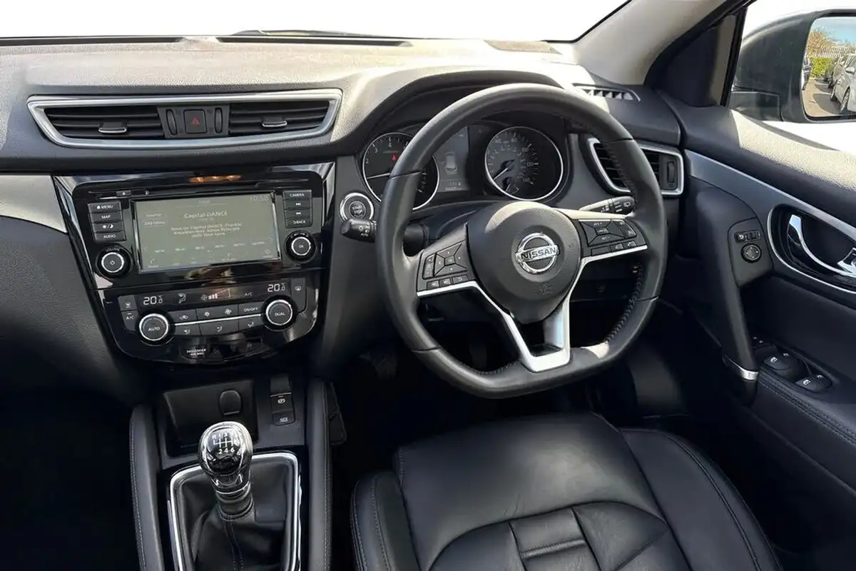 2021-nissan-qashqai-13-dig-t-n-motion-140ps-big-17
