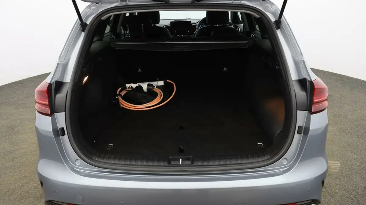 2021-kia-ceed-16-gdi-phev-3-big-16