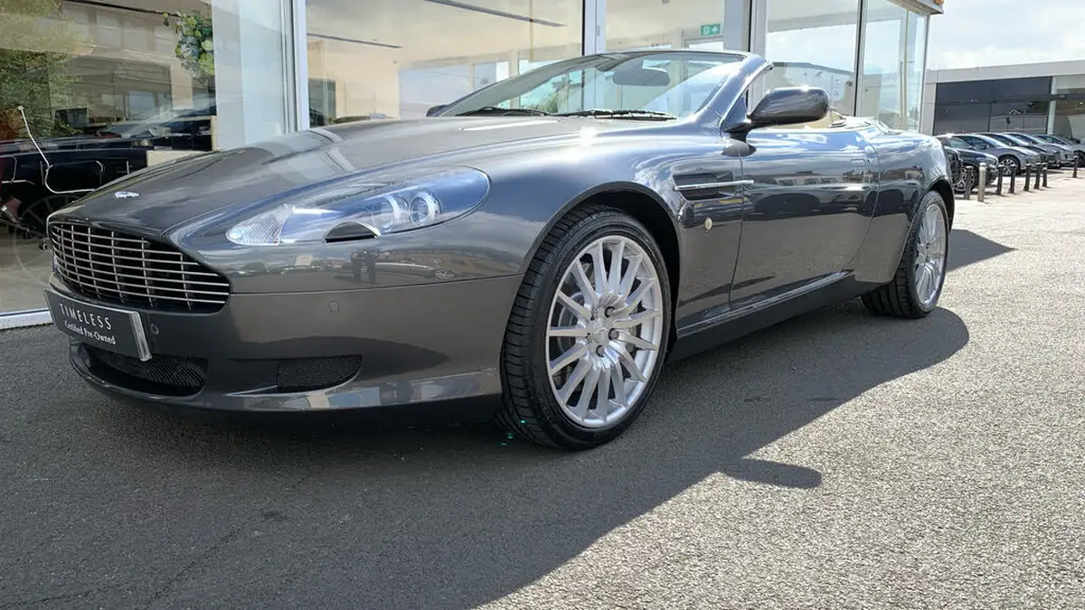 2008-aston-martin-db9-59-big-22
