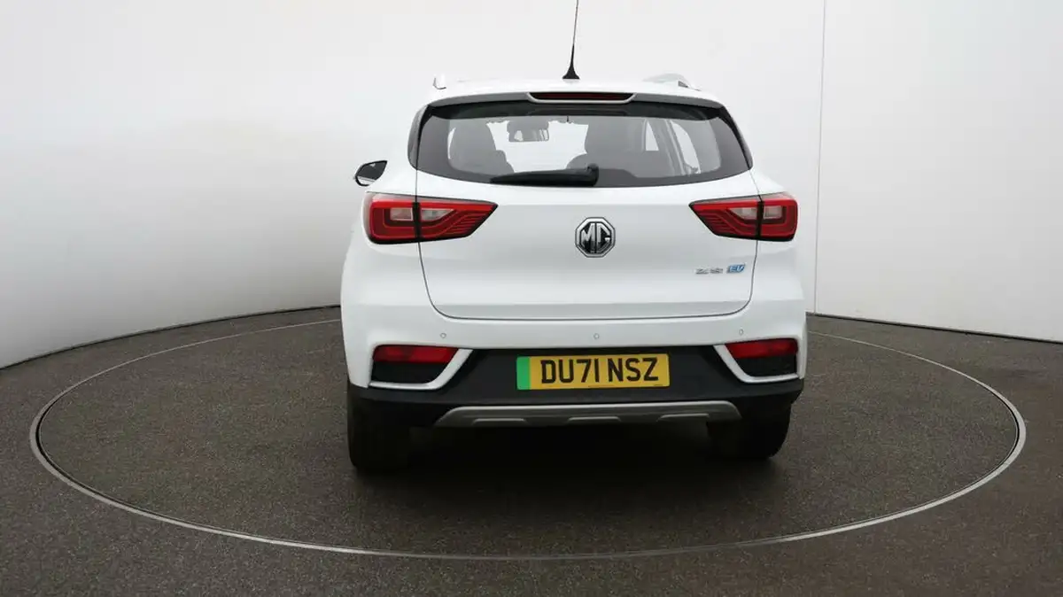 2021-mg-zs-suv-e-exclusive-ev-big-53