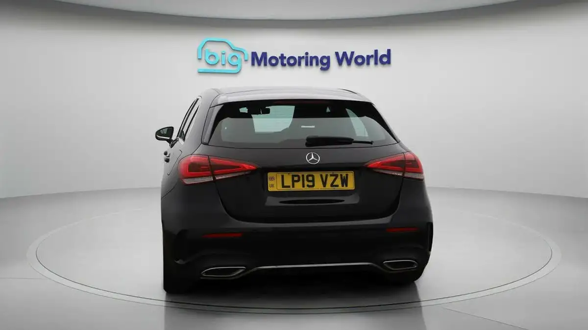 2019-mercedes-benz-a-class-13-a180-amg-line-hatchback-5d-big-6