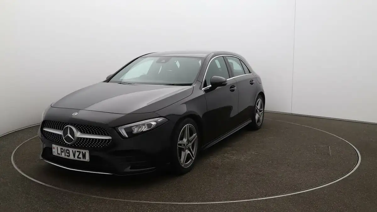 2019-mercedes-benz-a-class-13-a180-amg-line-hatchback-5d-big-27