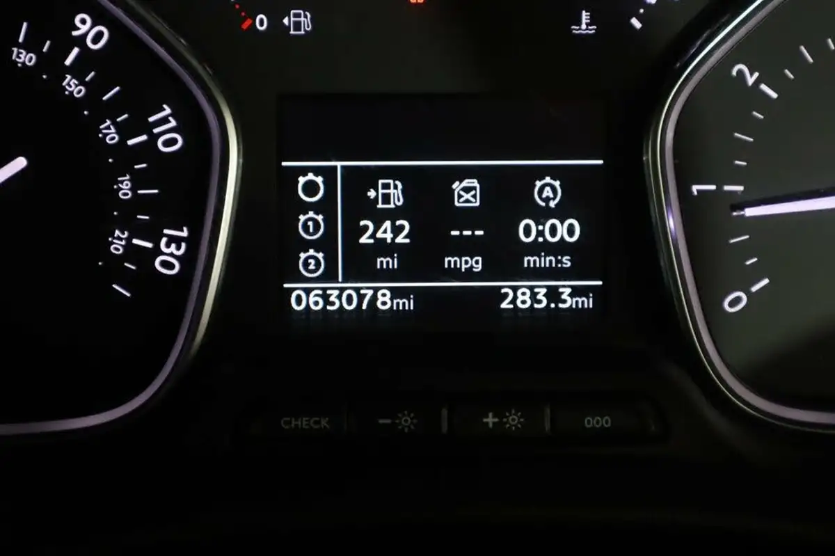 2020-citroen-dispatch-15bluehdi-enterprise-m-1000-100pseu6dt-e-big-15