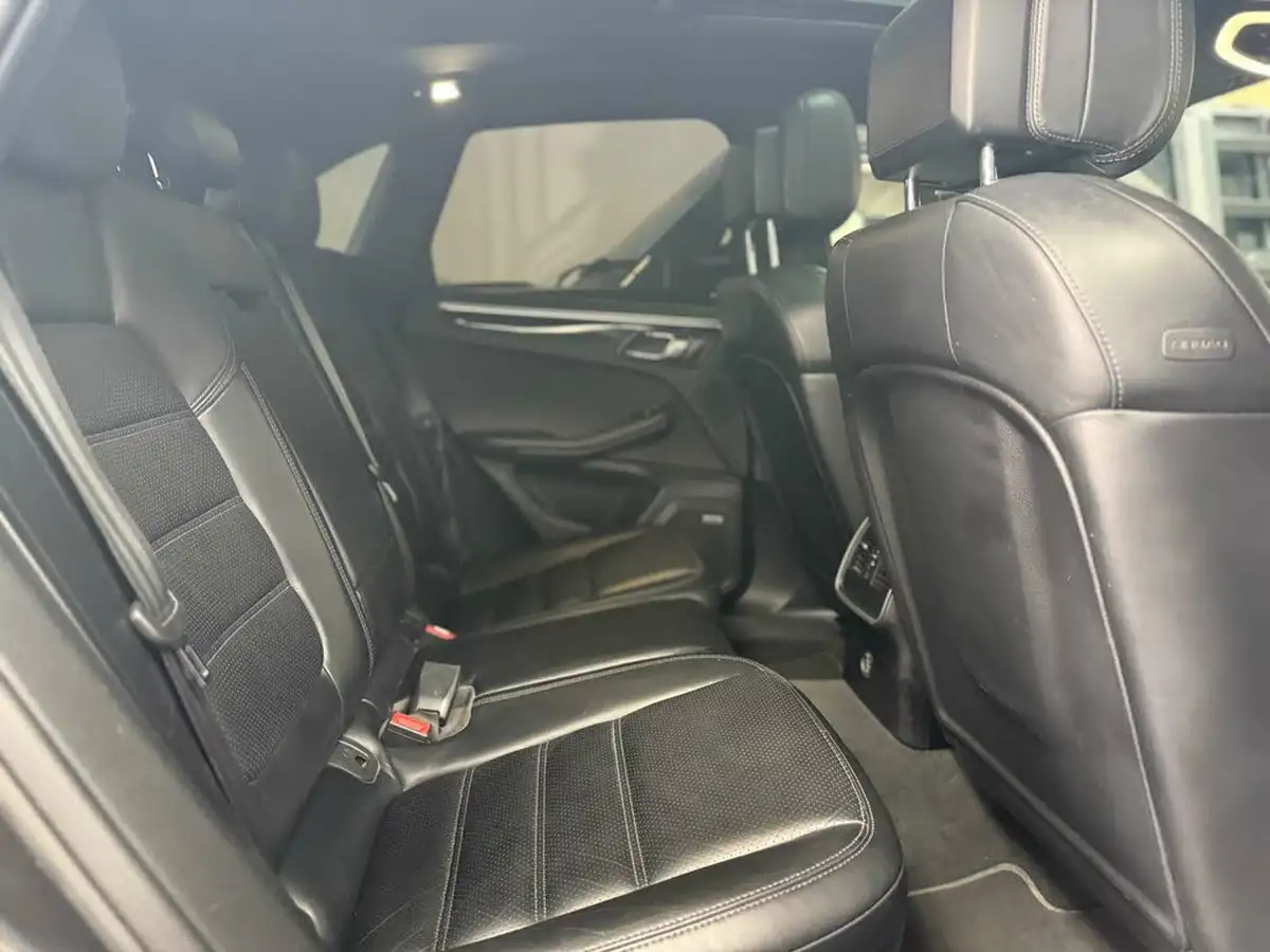 2016-porsche-macan-30td-s-big-32