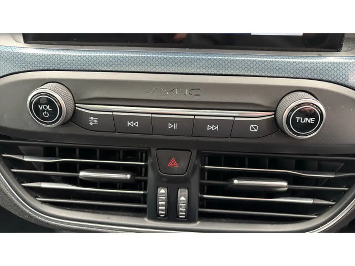 2019-ford-focus-10t-active-x-hatchback-big-26