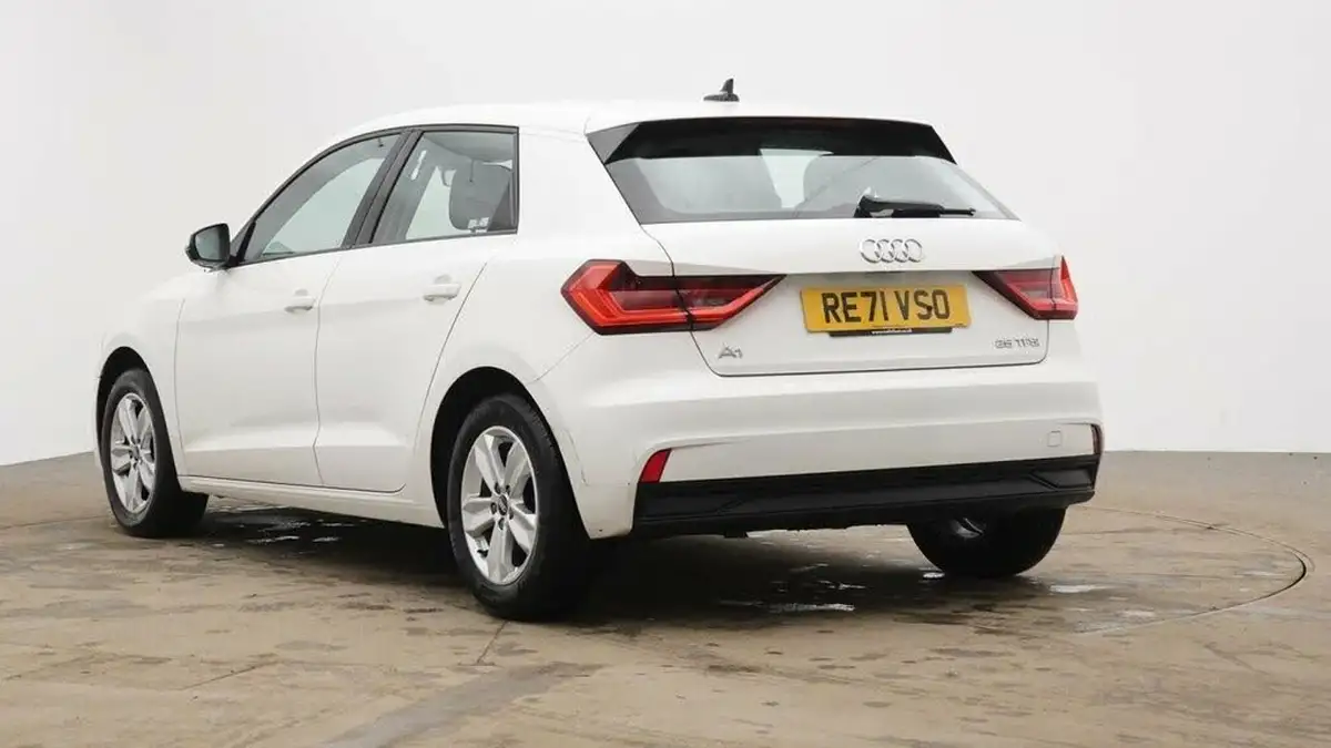 2022-audi-a1-10-25-tfsi-technik-s-tronic-big-1