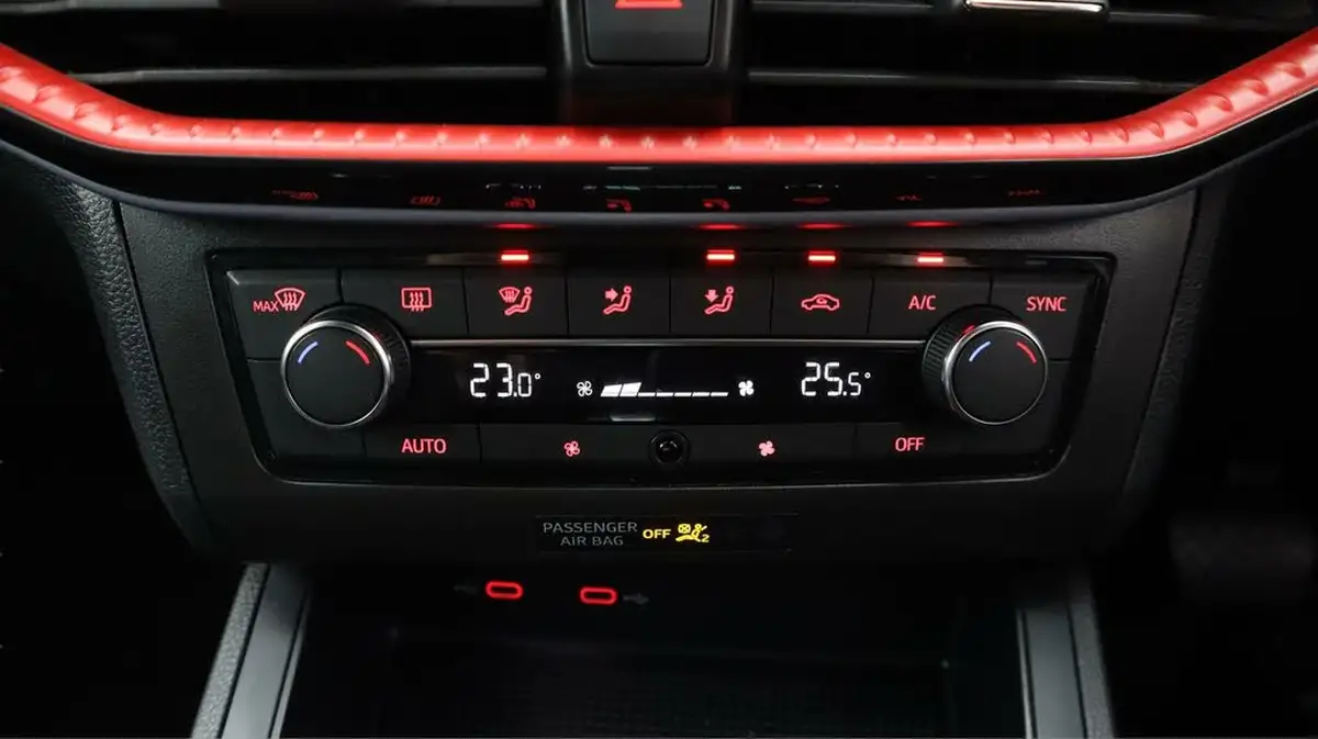2022-seat-ibiza-10-tsi-fr-110ps-dsg-big-12