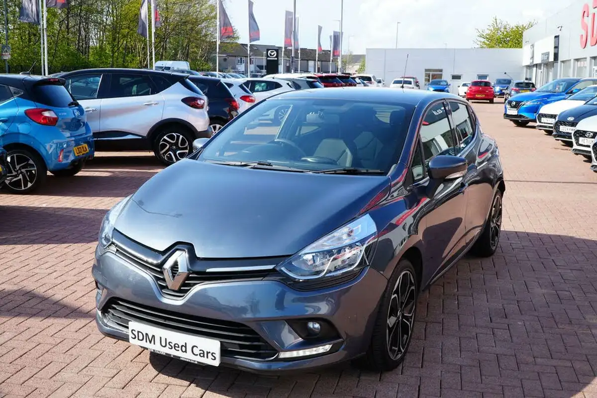 2019-renault-clio-09-tce-iconic-75ps-big-2