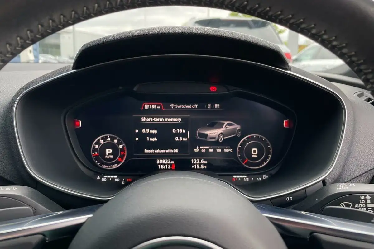 2020-audi-tt-coupe-20-40-tfsi-s-line-big-40
