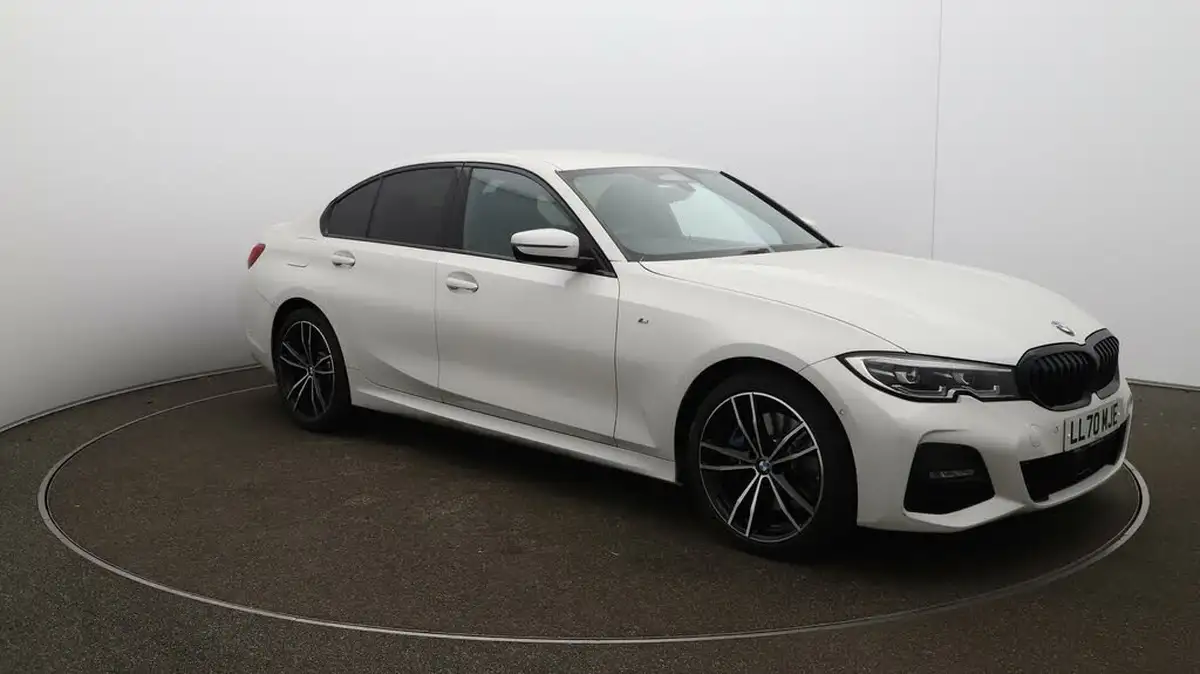 2020-bmw-3-series-20-330e-m-sport-saloon-4d-big-36