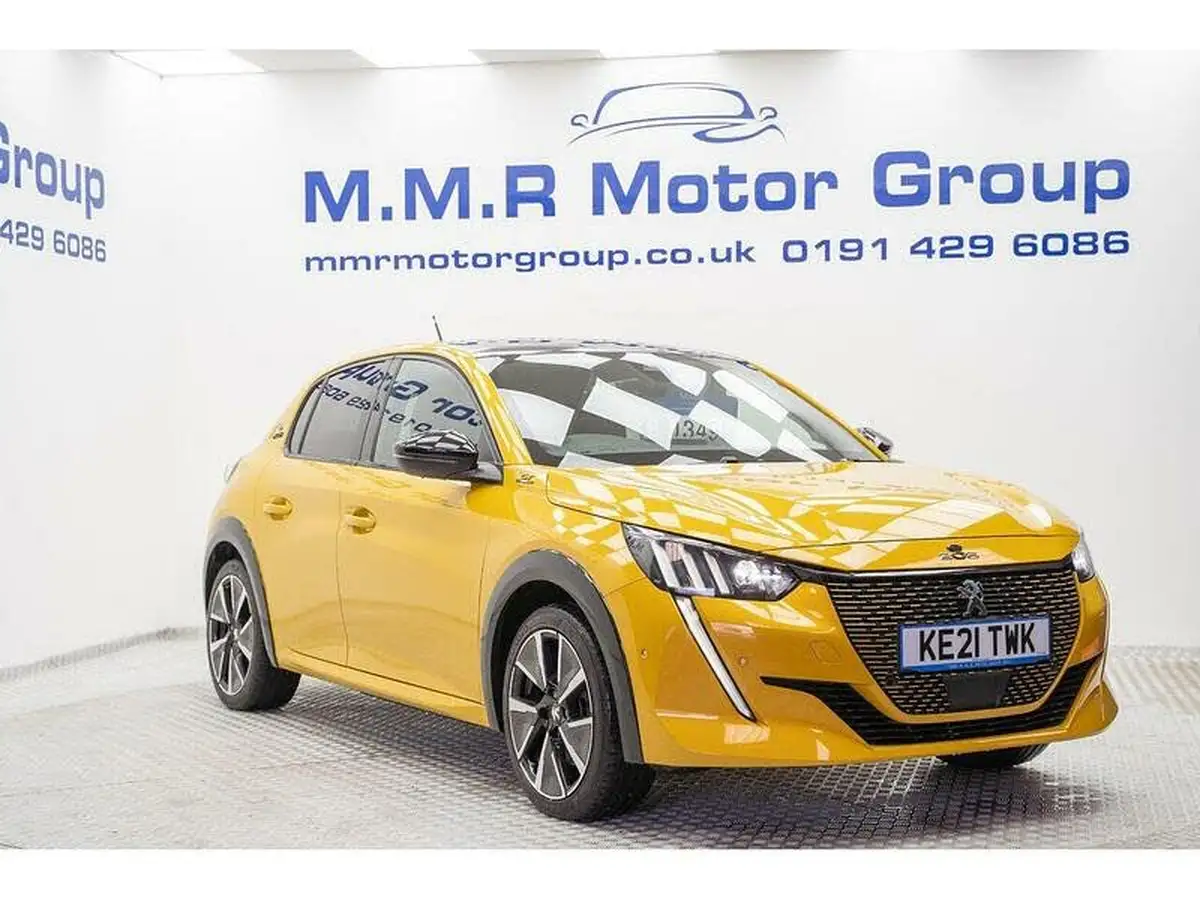 2021-peugeot-208-e-gt-50kwh-big-7