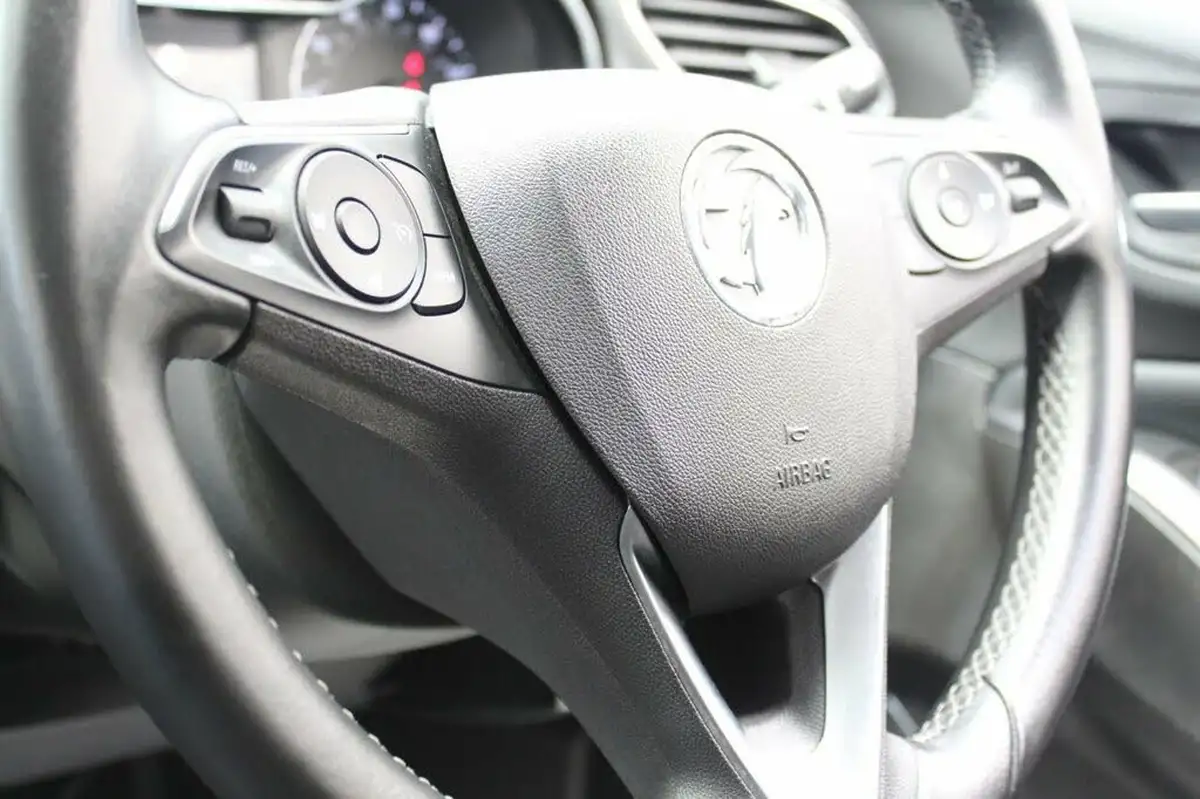 2018-vauxhall-grandland-x-12-sport-nav-130ps-big-33