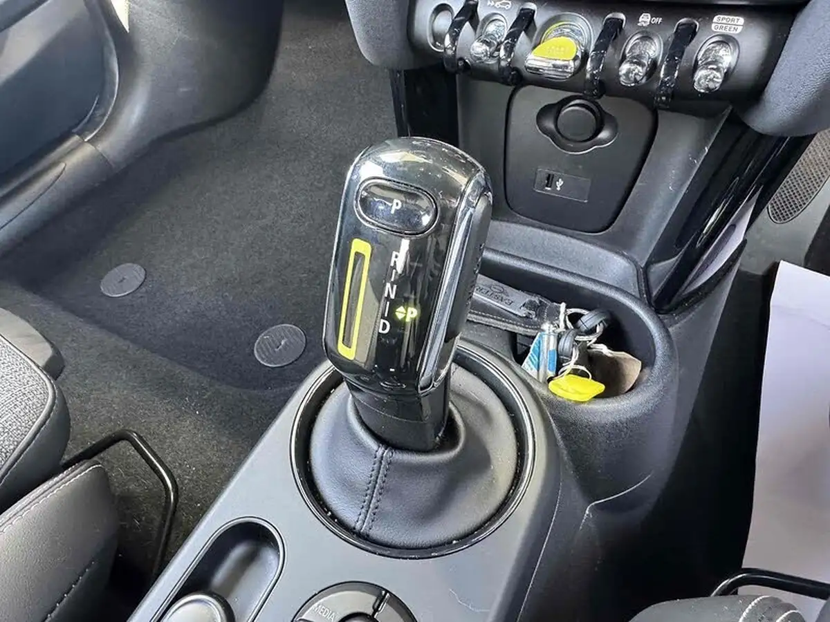 2021-mini-cooper-e-cooper-s-2-big-29
