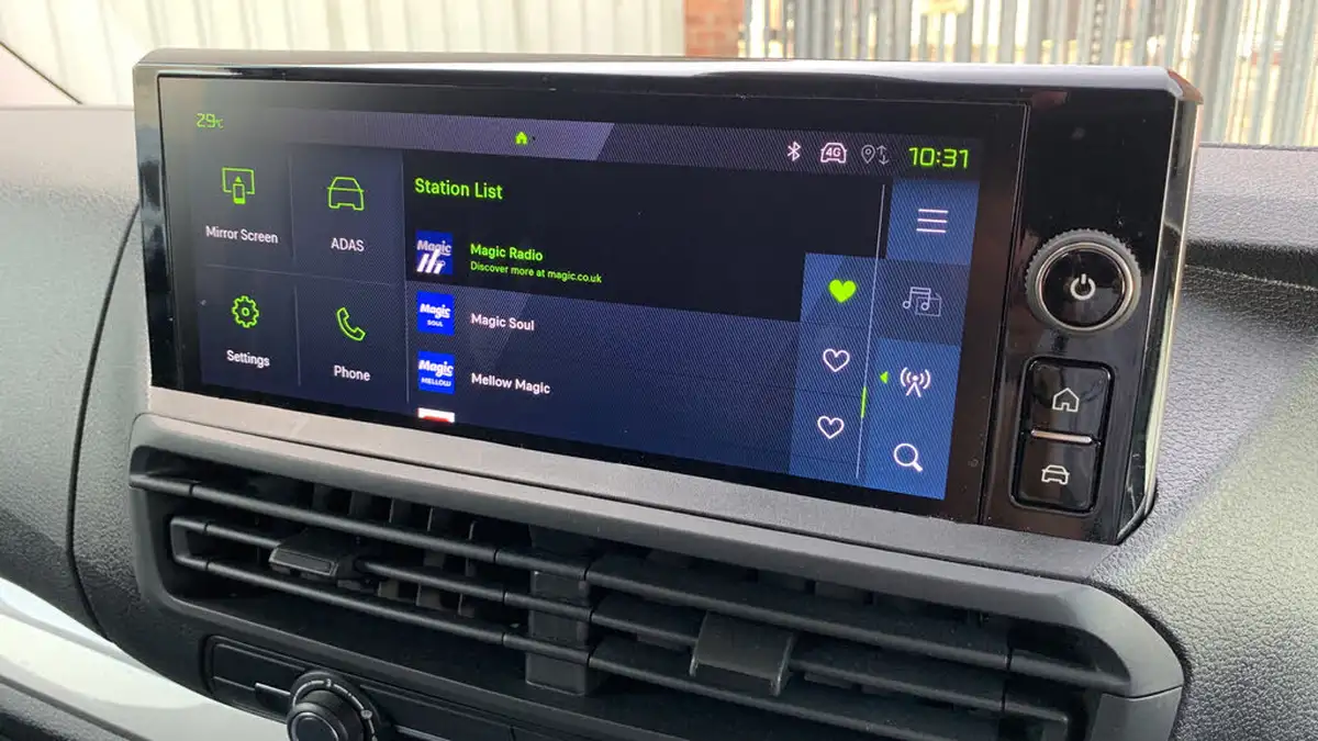 2024-peugeot-expert-20-bluehdi-professional-standard-panel-big-34