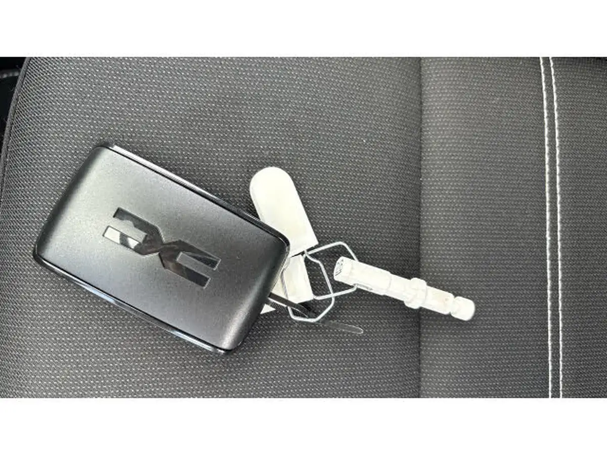 2024-dacia-sandero-10-tce-journey-90bhp-big-19